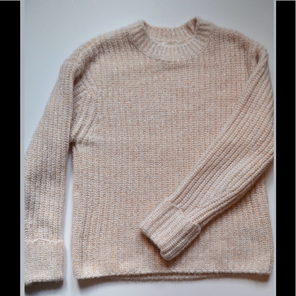 ☼4 for 20$☼ Beige Knit Pullover with slight sparkle - Picture 4 of 7